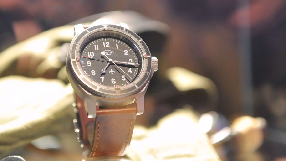 Češi vyrobili hodinky inspirované stíhačkou MiG-15